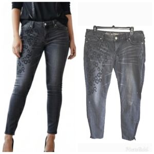 Express black skinny jeans with leopard print and ankle zippers women's Size 10